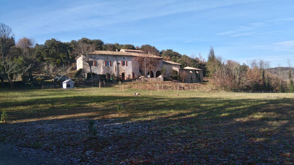 Gîtes La ferme accrochée à la colline Lagorce  Exterior foto